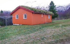 3 Bedroom Lovely Home In Eresfjord